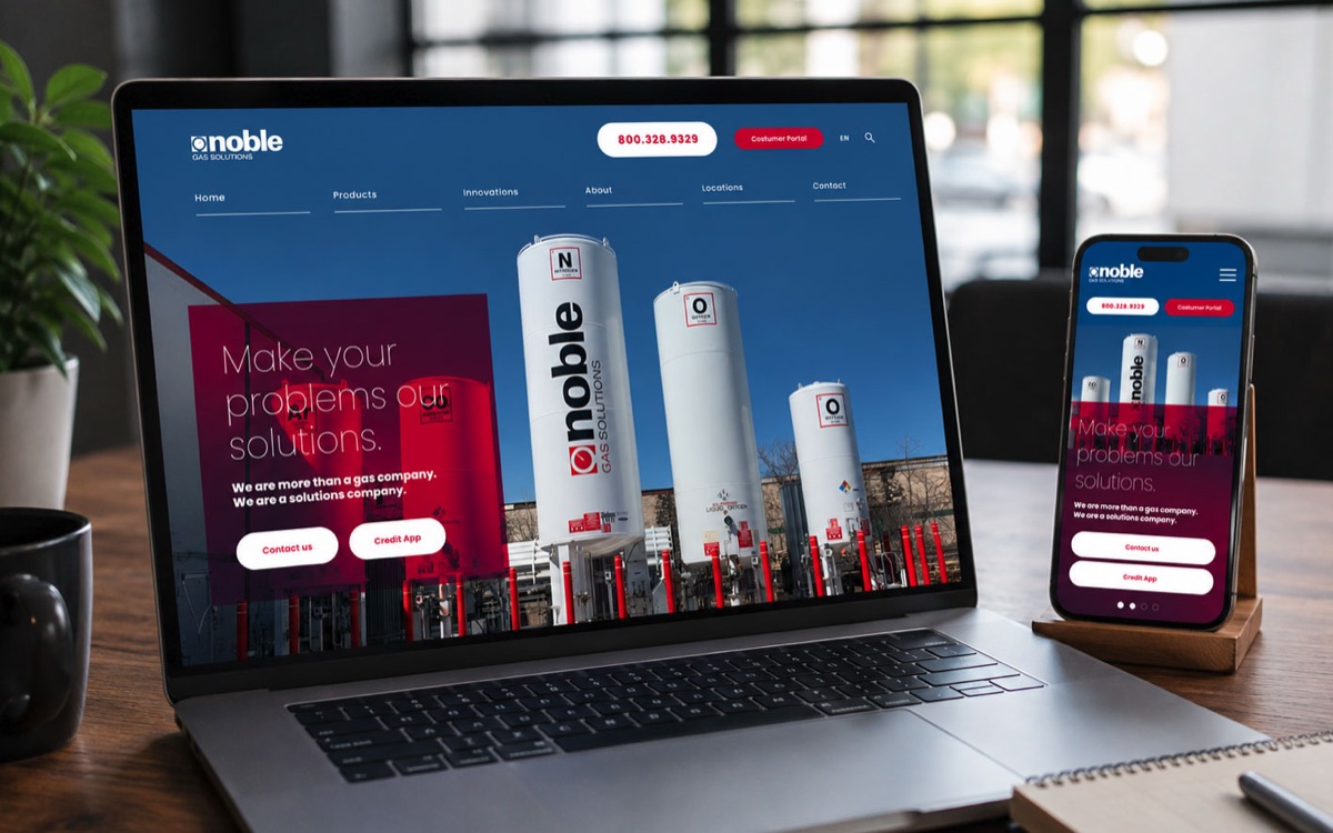 Website de Noble Gas Solutions en laptop y celular